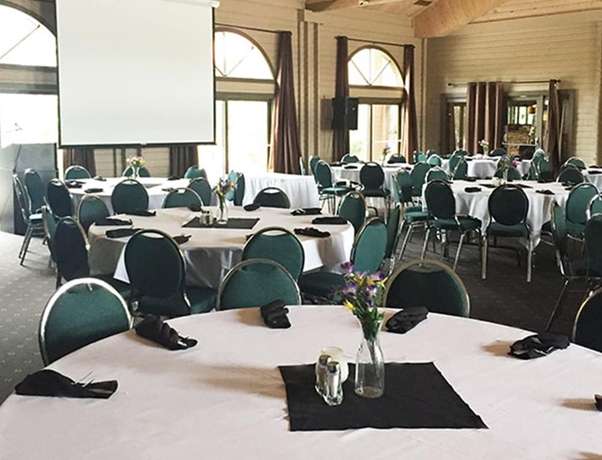 Imagen de los interiores del Hotel Oakwood Resort. Foto 17