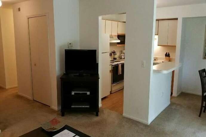 Imagen general del Hotel Oakwood River Oaks North. Foto 12