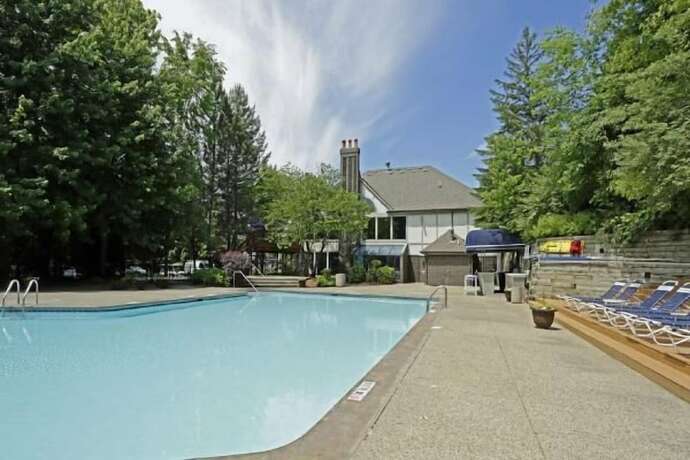 Imagen general del Hotel Oakwood River Oaks North. Foto 17