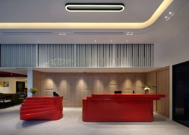 Imagen de los interiores del Hotel Oakwood Studios Sukhumvit Bangkok. Foto 19
