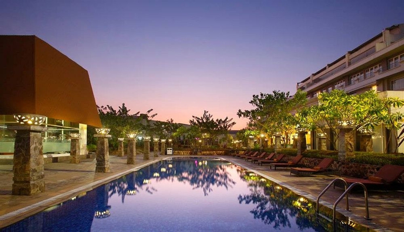 Imagen general del Hotel Oakwood and Apartments Taman Mini Jakarta. Foto 1