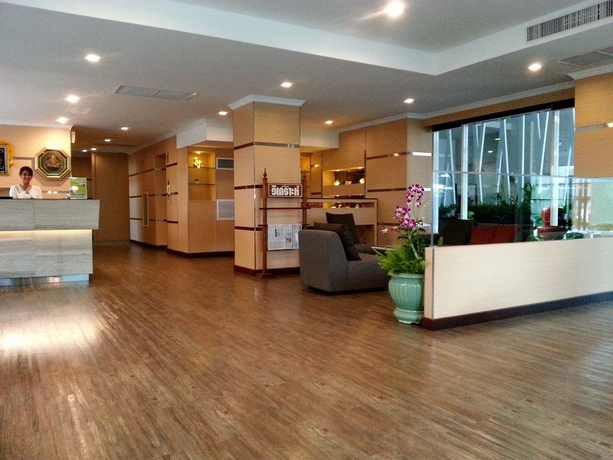 Imagen de los interiores del Hotel Oakwood and Residence Bangkok. Foto 15