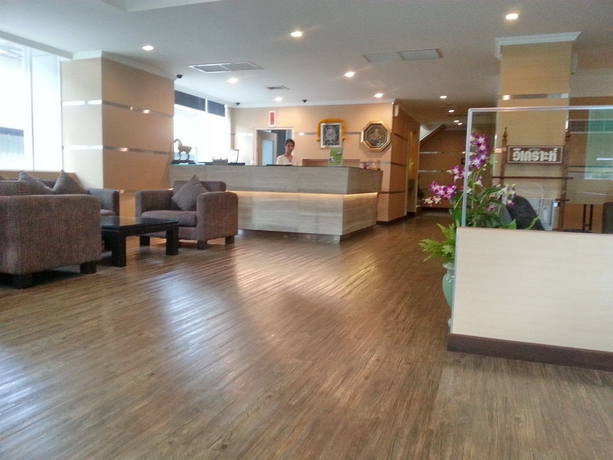 Imagen de los interiores del Hotel Oakwood and Residence Bangkok. Foto 16