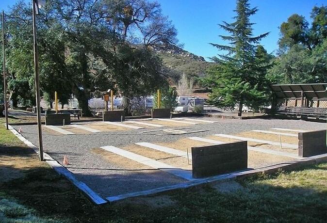 Imagen general del Hotel Oakzanita Springs Rv Campground. Foto 1
