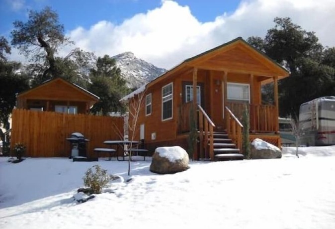 Imagen general del Hotel Oakzanita Springs Rv Campground. Foto 8