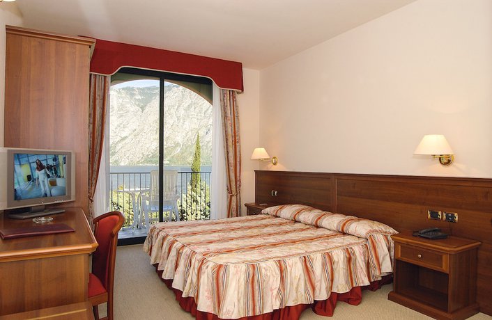 Imagen de la habitación del Hotel Oasi Beach. Foto 6