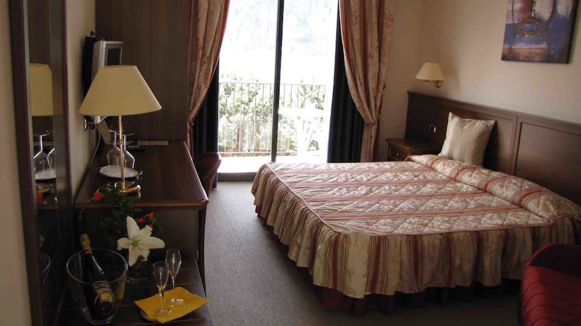 Imagen de la habitación del Hotel Oasi Beach. Foto 9