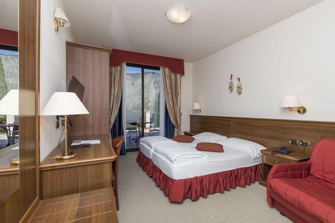 Imagen de la habitación del Hotel Oasi Beach. Foto 19