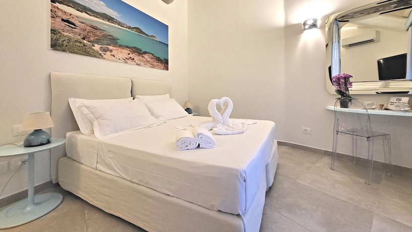 Imagen de la habitación del Hotel Oasi Blu Sardinia. Foto 5