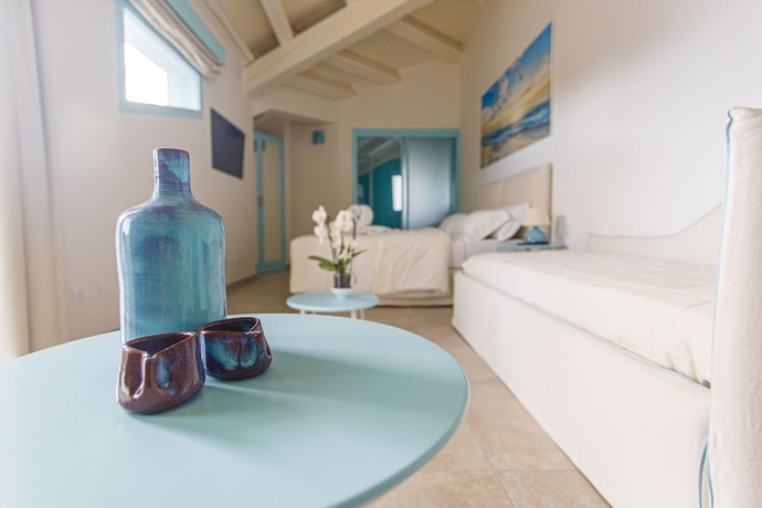 Imagen de la habitación del Hotel Oasi Blu Sardinia. Foto 13