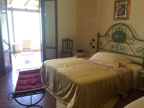 Imagen de la habitación del Hotel Oasi, Castelluzzo. Foto 3