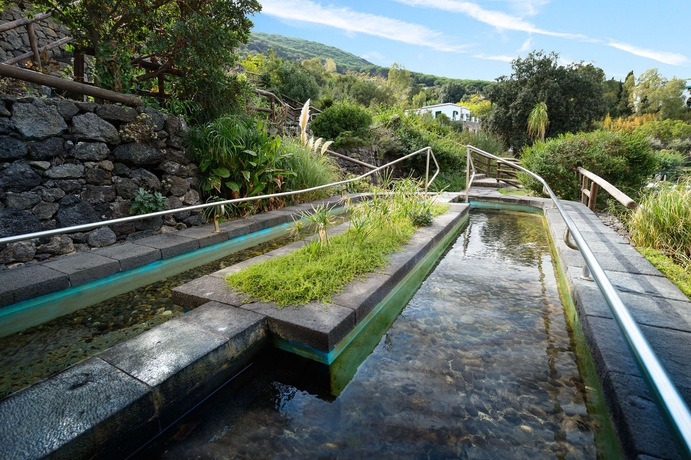 Imagen de la piscina del Hotel Oasi Castiglione. Foto 6