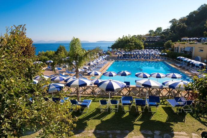 Imagen de la piscina del Hotel Oasi Castiglione. Foto 8