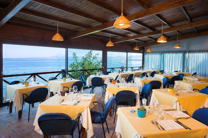 Imagen de la piscina del Hotel Oasi Castiglione. Foto 10