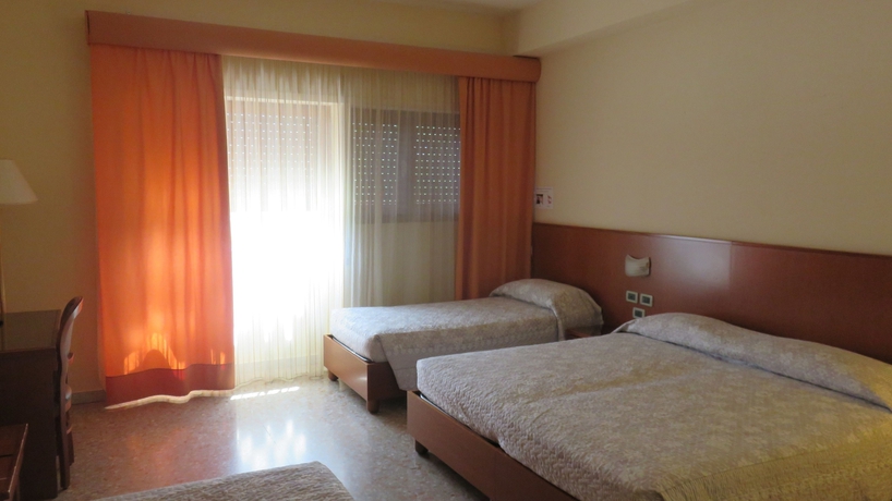 Imagen de la habitación del Hotel Oasi Dei Discepoli. Foto 5