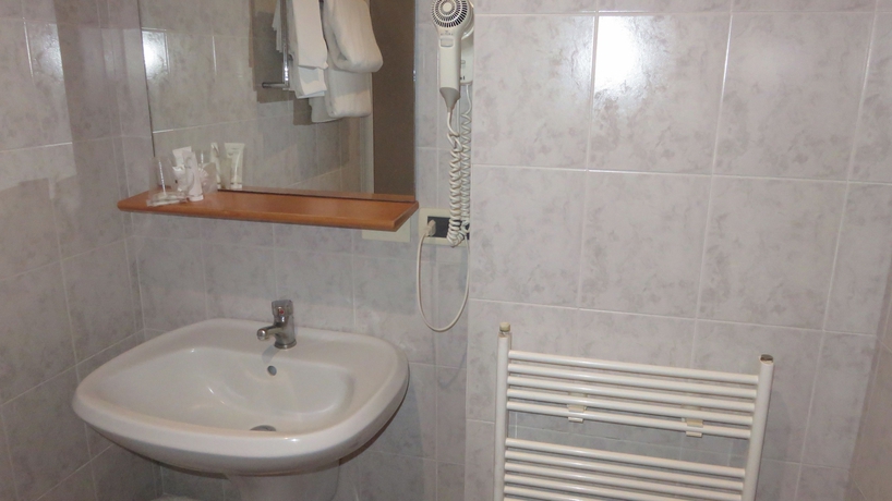 Imagen de la habitación del Hotel Oasi Dei Discepoli. Foto 8