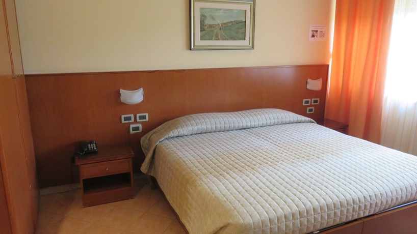 Imagen de la habitación del Hotel Oasi Dei Discepoli. Foto 9