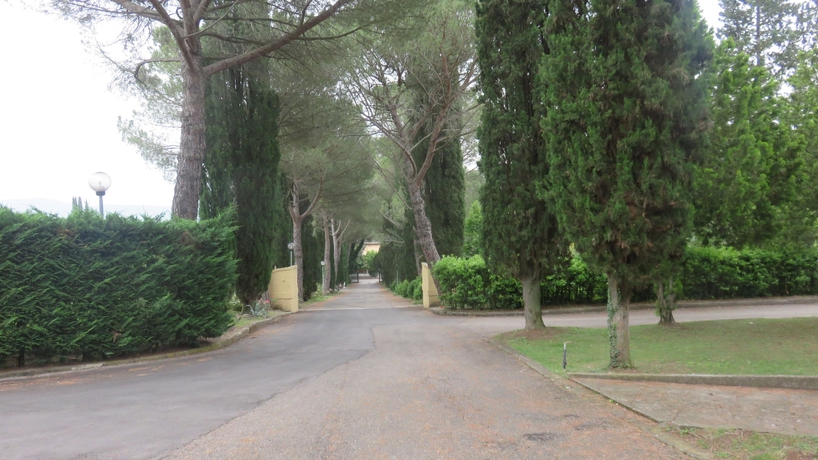 Imagen de los exteriores del Hotel Oasi Dei Discepoli. Foto 13