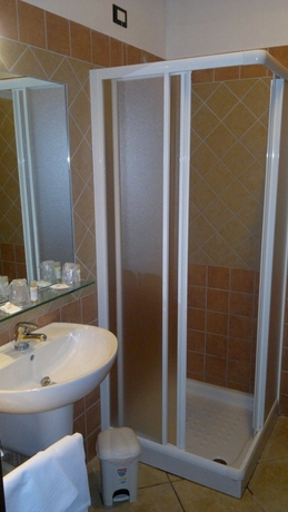 Imagen de la habitación del Hotel Oasi Del Visir Resort. Foto 9