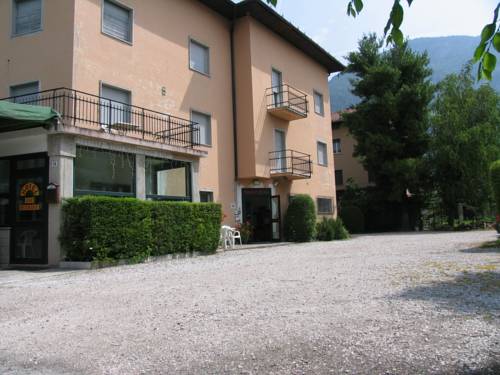 Imagen de la habitación del Hotel Oasi. Foto 2