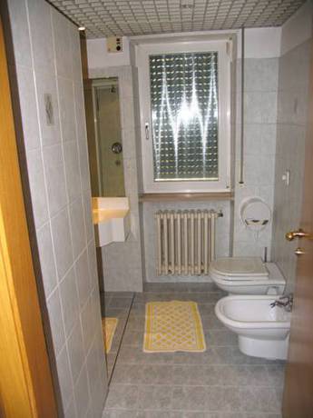 Imagen de la habitación del Hotel Oasi. Foto 9