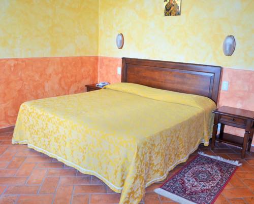 Imagen de la habitación del Hotel Oasi Neumann. Foto 4