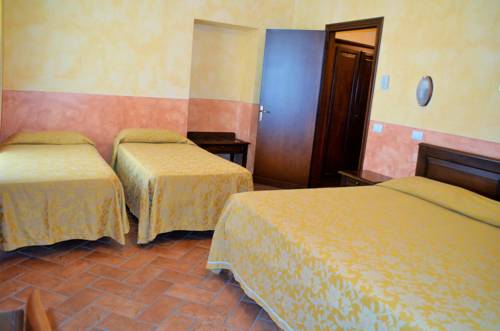 Imagen de la habitación del Hotel Oasi Neumann. Foto 5