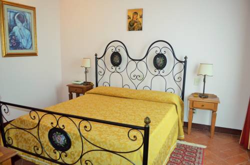 Imagen de la habitación del Hotel Oasi Neumann. Foto 8