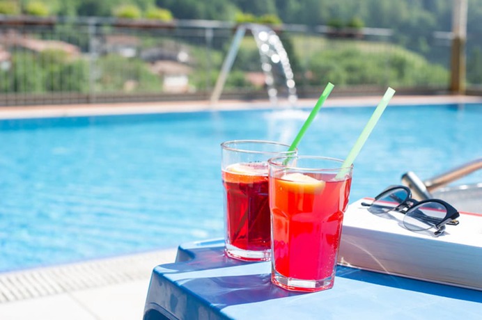 Imagen de la piscina del Hotel Oasi Verde. Foto 13