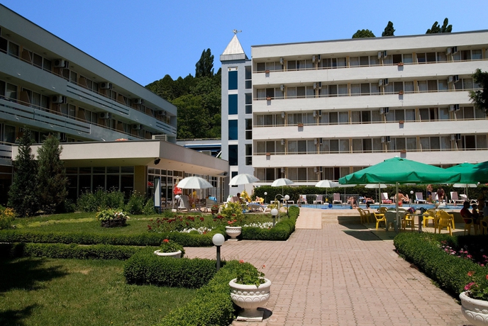 Imagen de los exteriores del Hotel Oasis, Albena. Foto 6