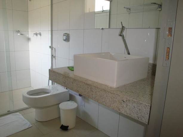 Imagen de la habitación del Hotel Oasis, Aragua&iacute;na. Foto 4