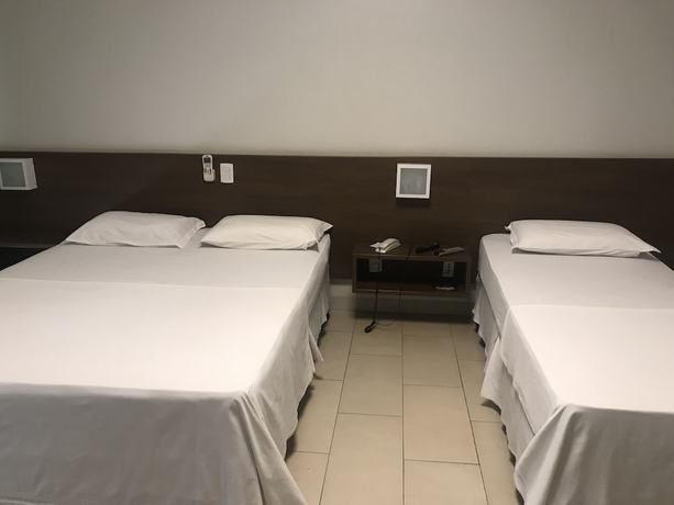 Imagen de la habitación del Hotel Oasis, Aragua&iacute;na. Foto 9