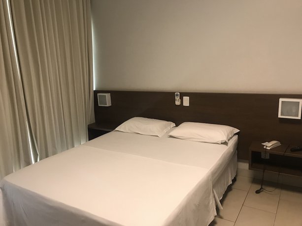 Imagen de la habitación del Hotel Oasis, Aragua&iacute;na. Foto 13