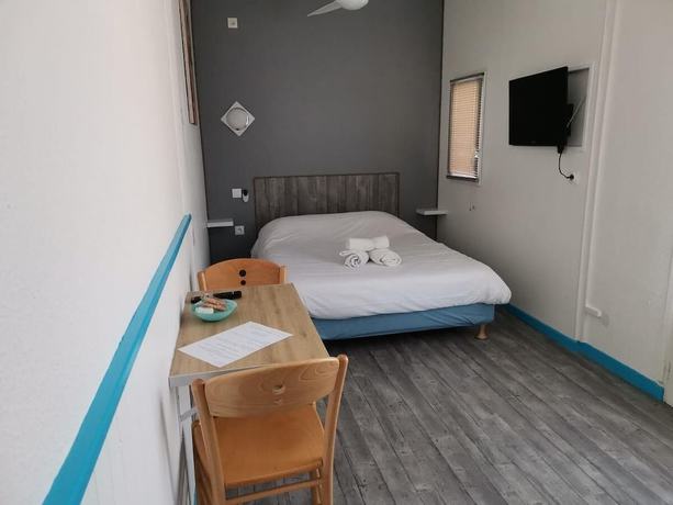 Imagen de la habitación del Hotel Oasis, Argeles Sur Mer. Foto 11