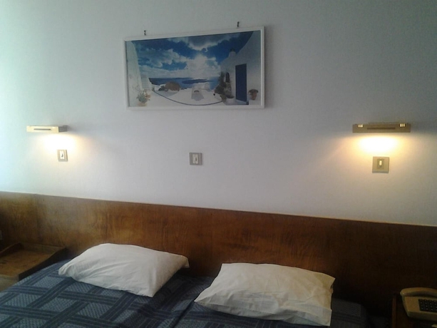 Imagen de la habitación del Hotel Oasis, Armeos. Foto 13