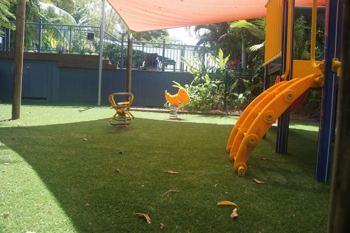 Imagen de los exteriores del Hotel Oasis At Palm Cove. Foto 7