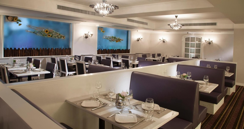 Imagen del bar/restaurante del Hotel Oasis Avenue – A Gdh. Foto 5
