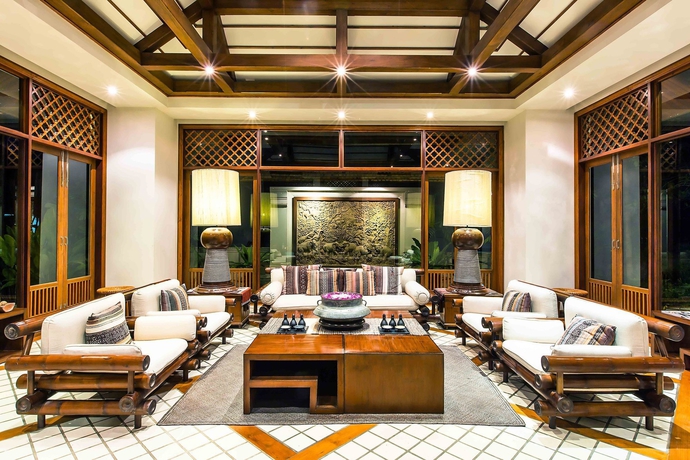 Imagen de la piscina del Hotel Oasis Baan Saen Doi Spa Resort. Foto 8