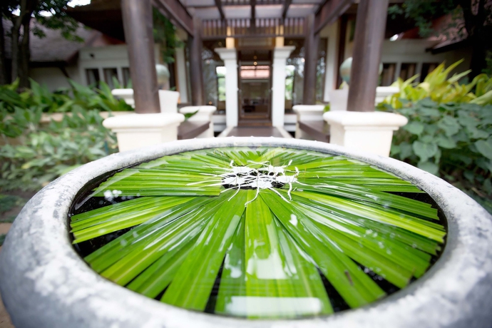 Imagen de la piscina del Hotel Oasis Baan Saen Doi Spa Resort. Foto 9