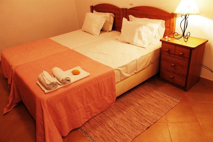 Imagen de la habitación del Hotel Oasis Beach Apartments. Foto 10