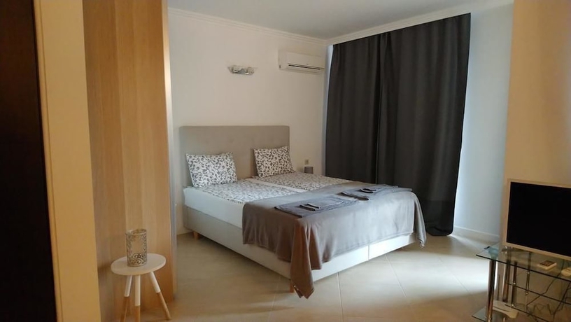 Imagen de la habitación del Hotel Oasis Beach Club. Foto 3