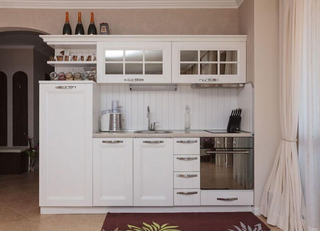 Imagen de la habitación del Hotel Oasis Beach Club. Foto 4