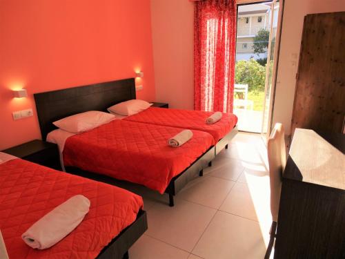 Imagen de la habitación del Hotel Oasis Beach Club. Foto 7
