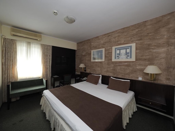 Imagen de la habitación del Hotel Oasis, Belgrado. Foto 11
