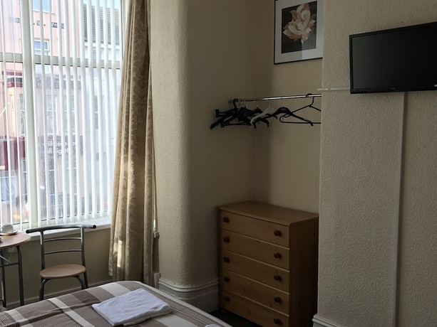 Imagen de la habitación del Hotel Oasis, Blackpool. Foto 7