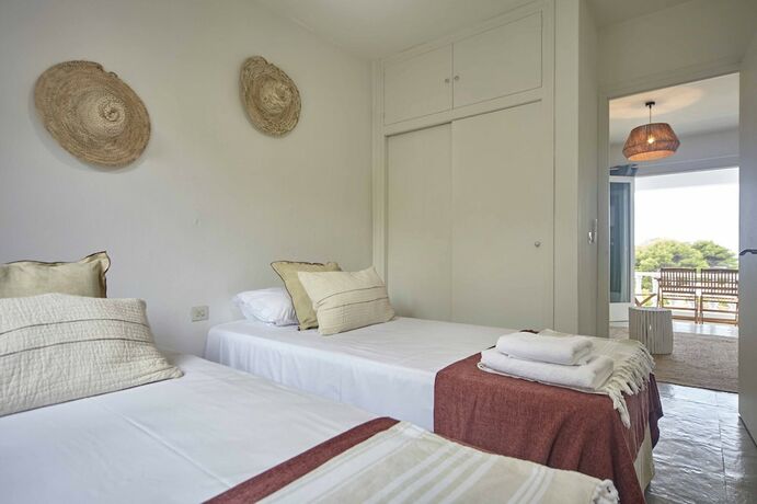 Imagen general del Hotel Oasis Blanc Binibeca. Foto 4