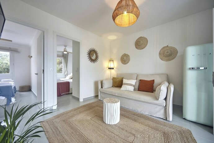 Imagen de la habitación del Hotel Oasis Blanc Binibeca. Foto 19