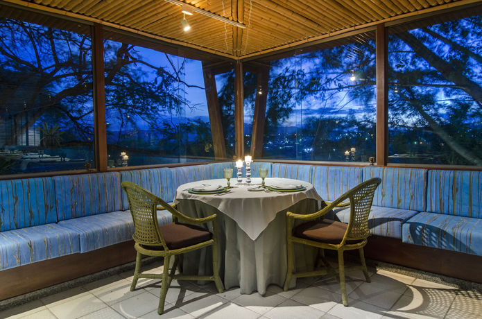 Imagen del bar/restaurante del Hotel Oasis Boutique and Spa. Foto 3