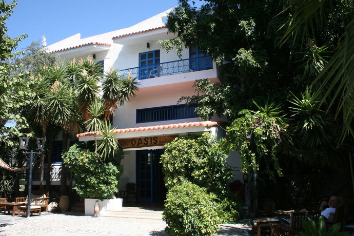 Imagen general del Hotel Oasis Bungalows Rodos. Foto 3