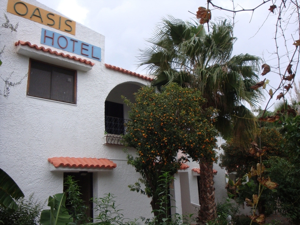 Imagen de la habitación del Hotel Oasis Bungalows Rodos. Foto 11